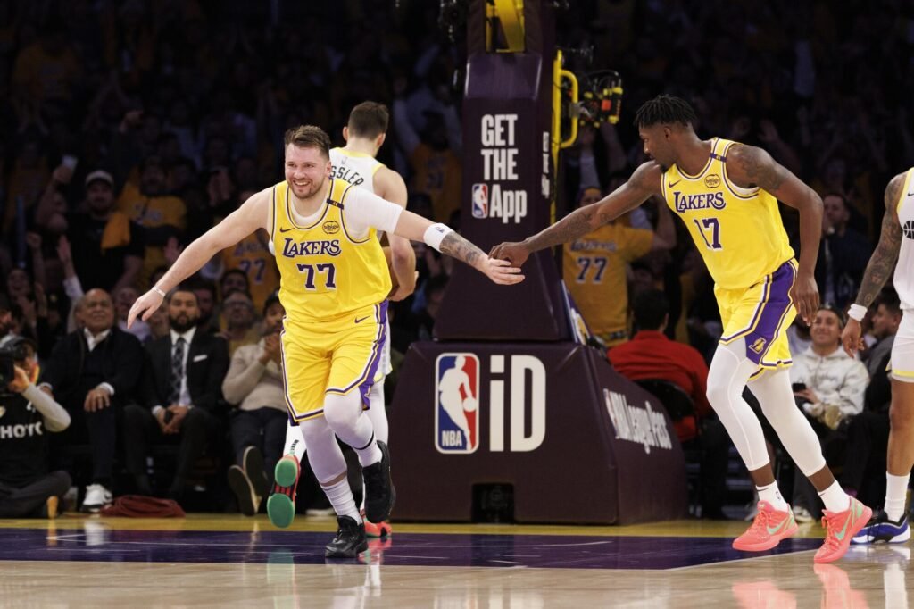 Luka Dončičus debiutavo Lakers